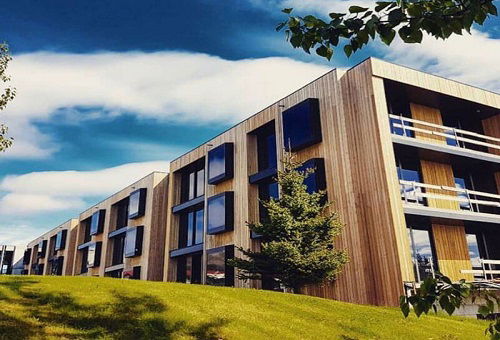 2c92808293c04b8e0193cd84ace51181-1